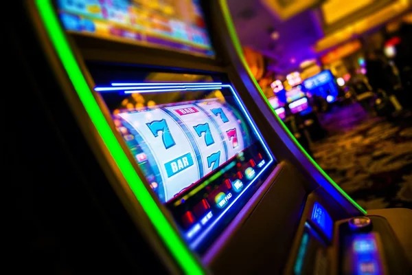 Texas Hold'em Bonus live dealer table on kayaqq login with multi-camera feed and real-time betting interface
